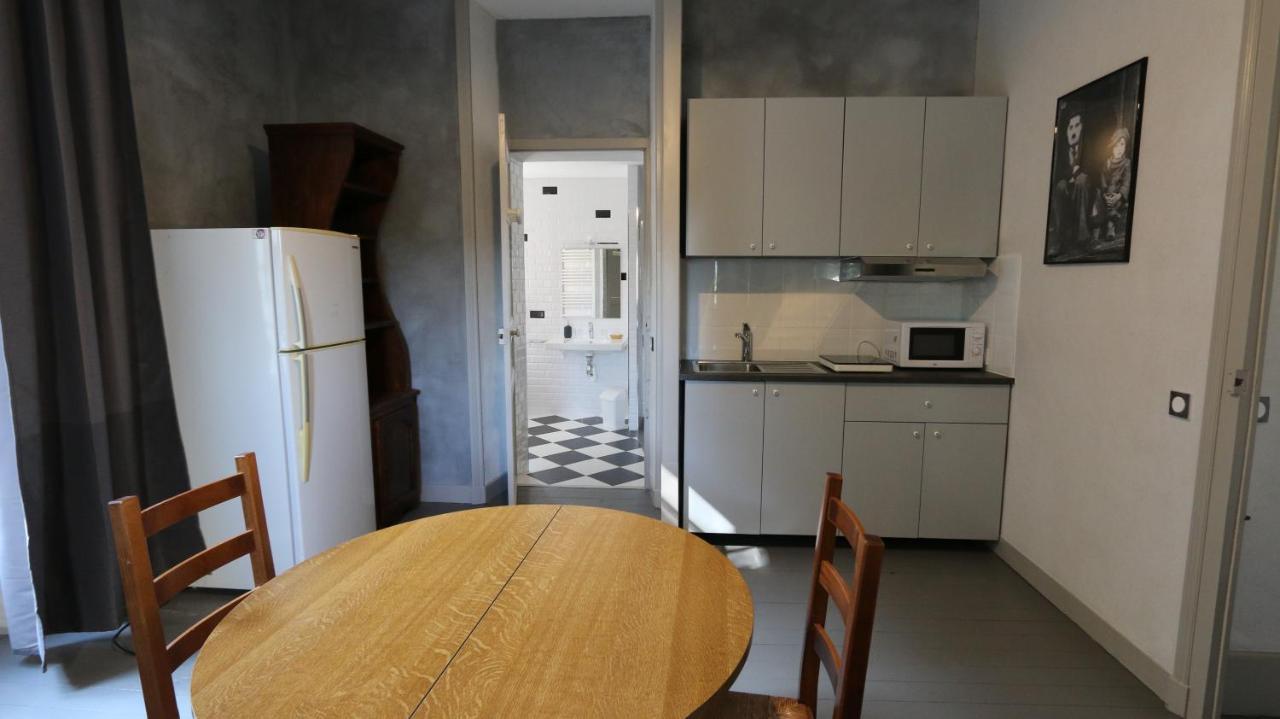 Le Petit Chateau Des Cedres Mouchamps Ngoại thất bức ảnh