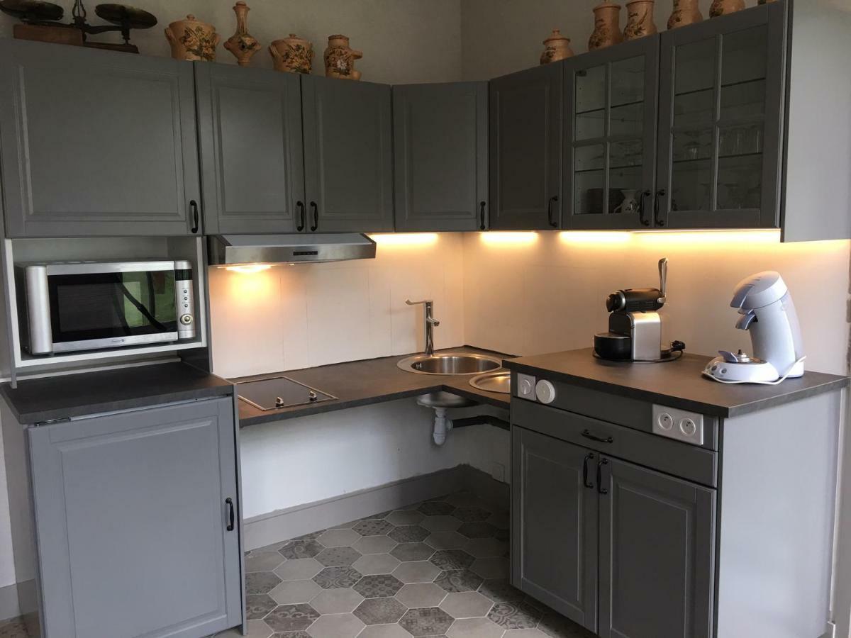 Le Petit Chateau Des Cedres Mouchamps Ngoại thất bức ảnh