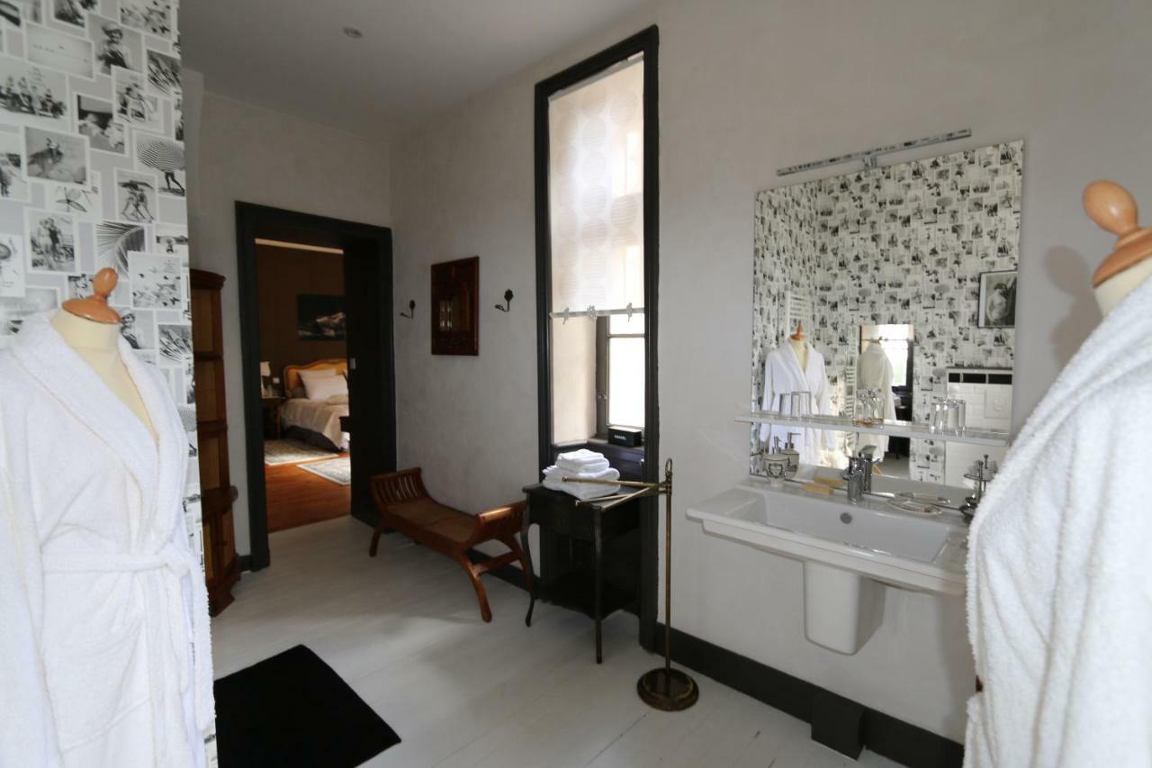 Le Petit Chateau Des Cedres Mouchamps Ngoại thất bức ảnh