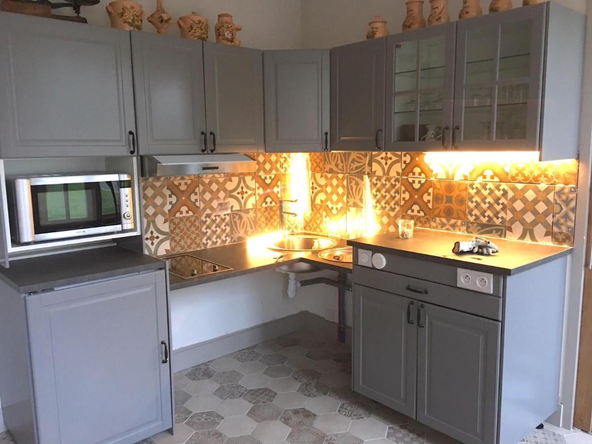 Le Petit Chateau Des Cedres Mouchamps Ngoại thất bức ảnh